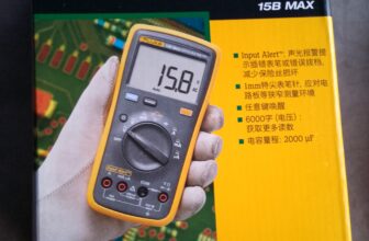 Fluke 15B MAX: The Essential Qualities of a Reliable Digital Multimeter.